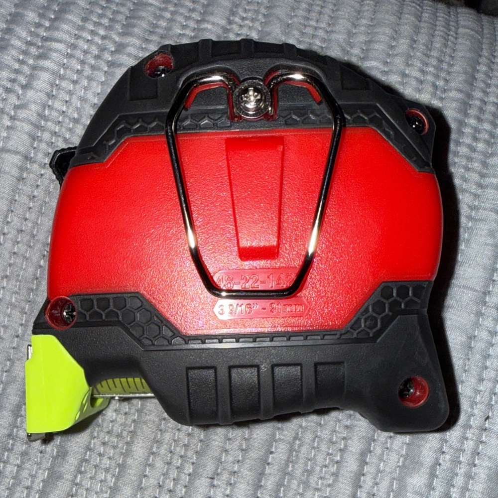 Milwaukee Stud 25FT Tape Measure - Red and Black - Picture 2 of 4